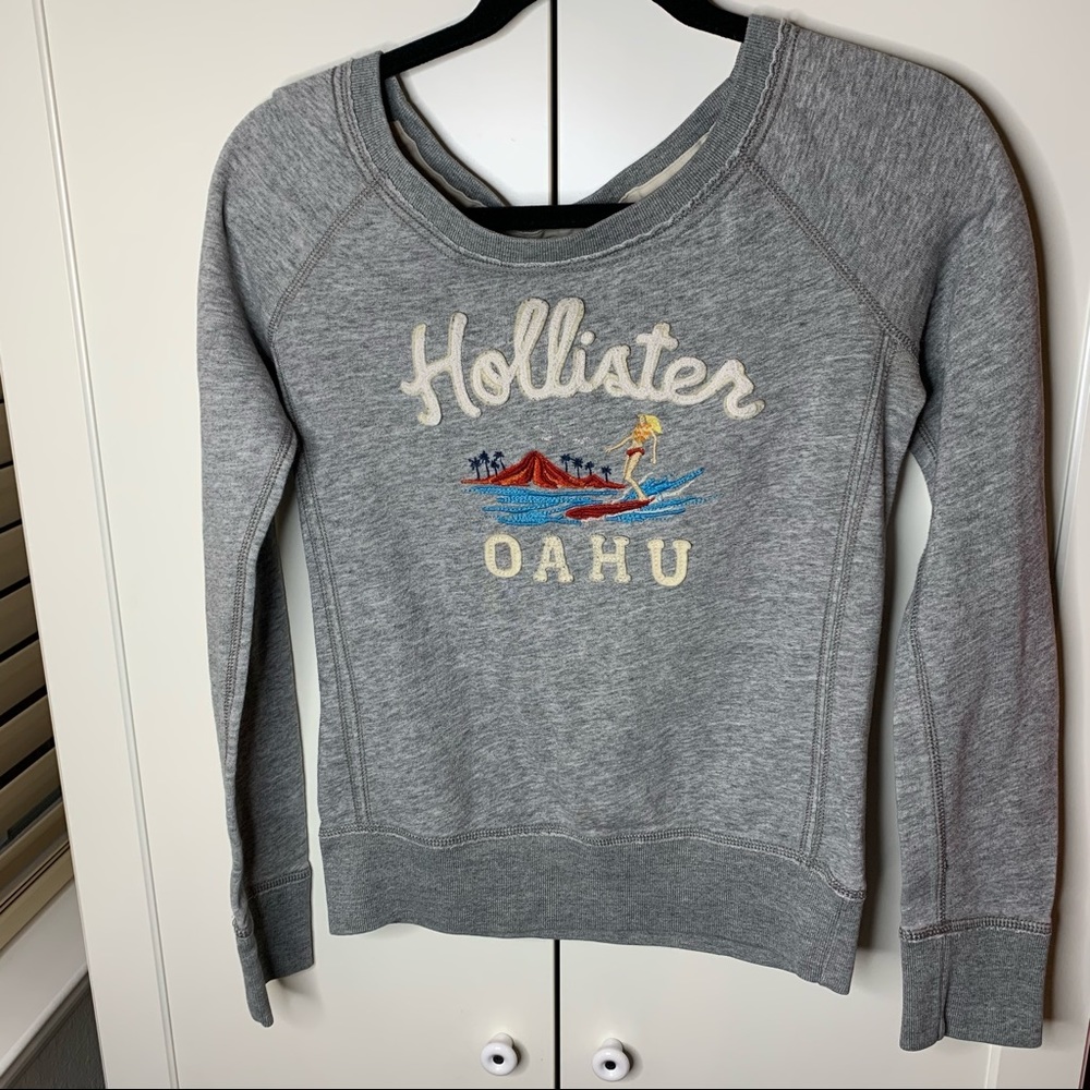 Hollister Embroidered Oahu Scoop Neck Sweatshirt